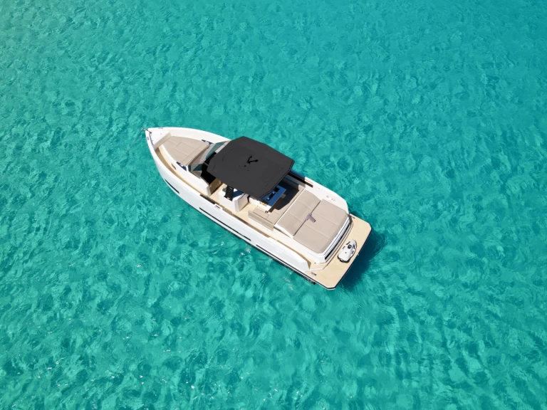 Location bateau Marina Ibiza pas cher De Antonio D36