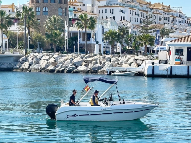 Location bateau voraz 500 à Puerto Deportivo de Lujo en Marbella sur Samboat