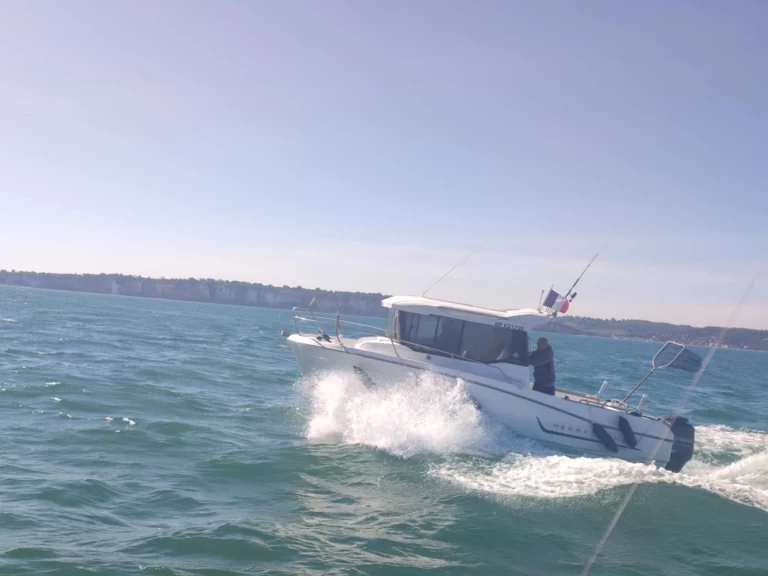 Jeanneau Merry Fisher 695 Marlin a louer à Dieppe