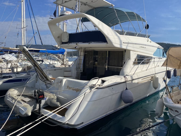 Location à Póros (Ville) - Princess Princess 60 Fly sur SamBoat