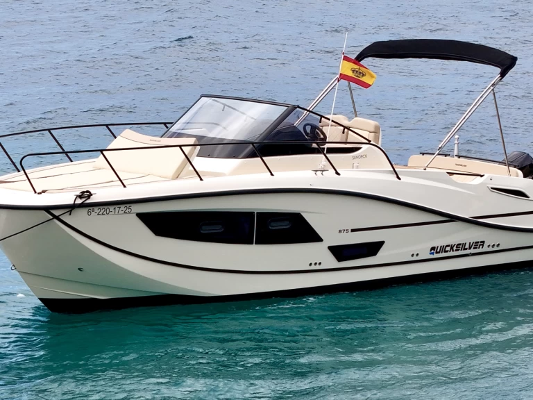 Location bateau Quicksilver Activ 875 Sundeck à Puerto Campomanes Greenwich sur Samboat