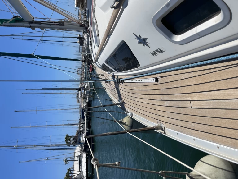 Louer Voilier avec ou sans skipper Jeanneau à Valence