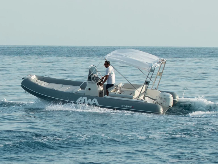 Location bateau Villasimius pas cher Sport 19 GT