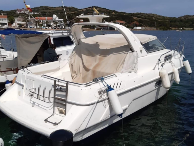 Bateau à moteur à louer à Almería au meilleur prix
