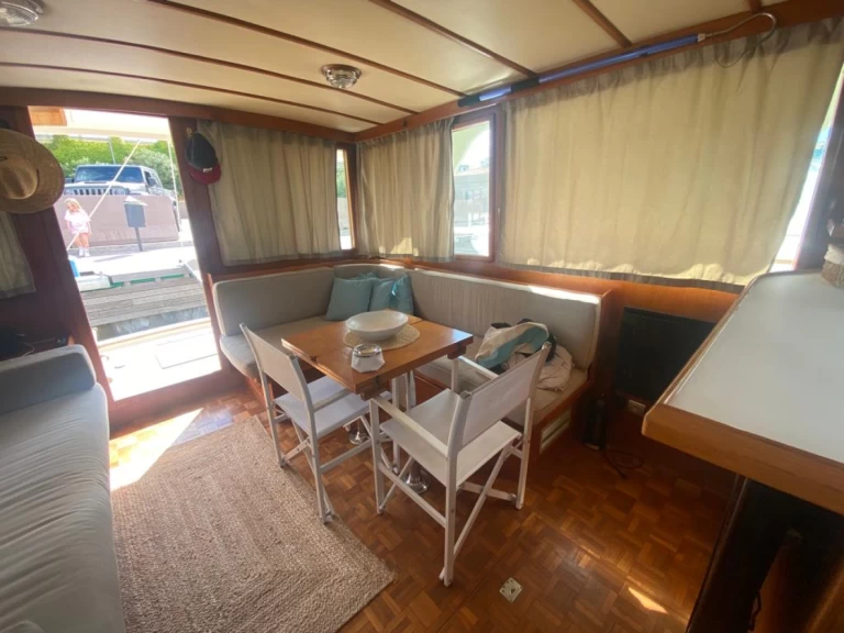 Location Bateau à moteur à Palerme - c&l marine corporation europa 40