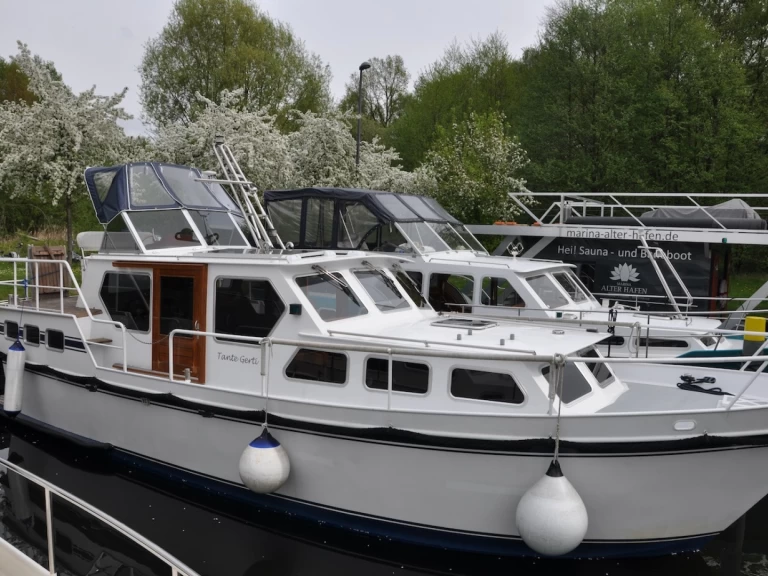 Louez un Gruno 38 Gruno 1050 Deluxe "Tante Gerti" à Zehdenick