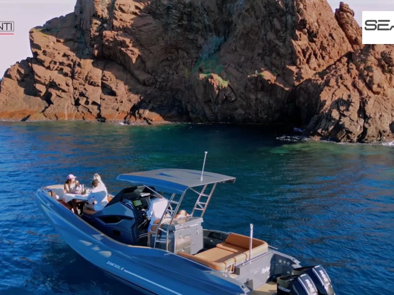 Location bateau Cogolin pas cher Sport Luxury