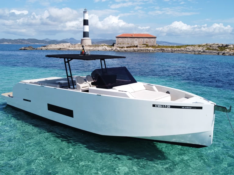 Location Bateau à moteur De Antonio  avec permis