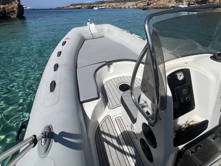 Louez un Capelli Tempest 500 à Sant Antoni de Portmany