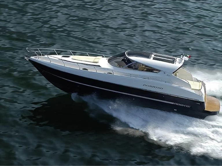 Louez un PRIMATIST By Bruno Abbate G 46 à Capri