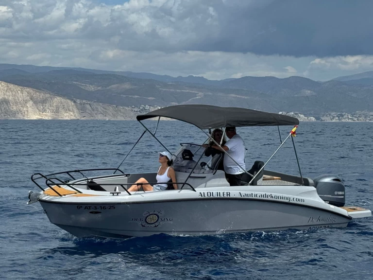 Louer Bateau à moteur avec ou sans skipper Aqua24 à Altea