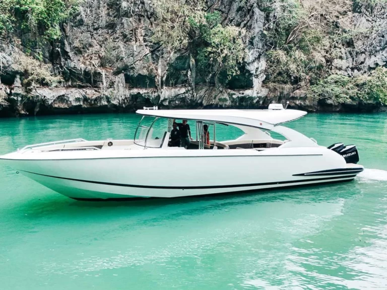 Location à Phuket (Ville) - Sport Cruiser 42ft sur SamBoat