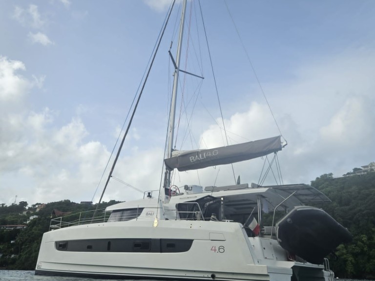 Location bateau BALI 4.6 4 CABINES BALI 4.6  à Le Marin sur Samboat