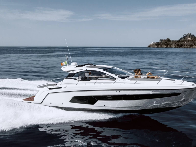 Location à Sorrento - Azimut Atlantis 45 sur SamBoat