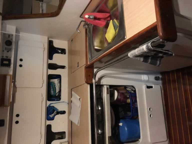 Louez un Jeanneau Sun Fizz à Rome (Ville)