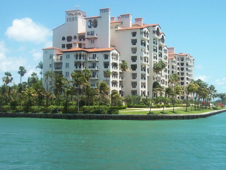 Location bateau Four Winns h310 à Miami sur Samboat