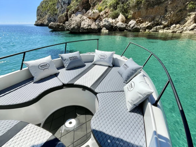 Bateau à moteur à louer à Dénia au meilleur prix