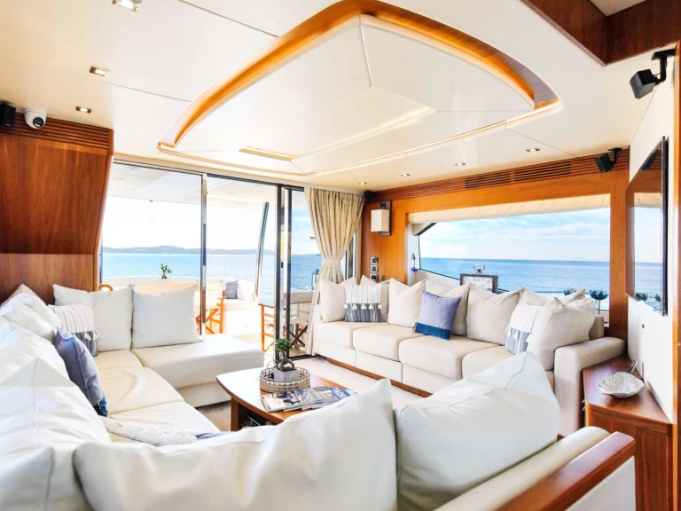 Location à Athènes - Sunseeker GRACE XI sur SamBoat