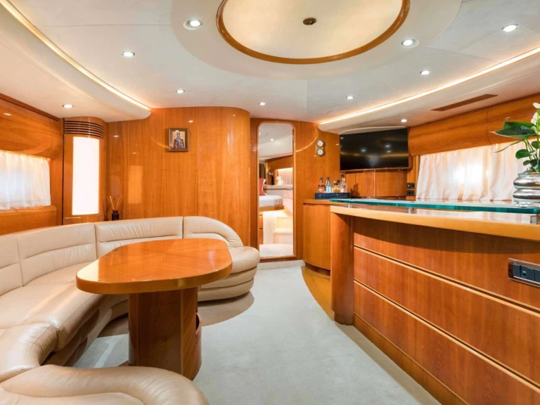 Location Yacht Princess, UK avec permis