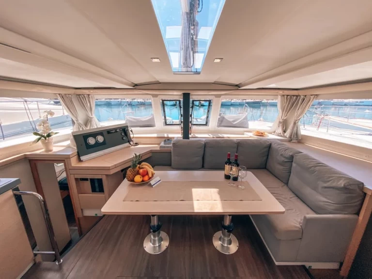 Location à Pula - Fountaine Pajot Lucia 40 sur SamBoat