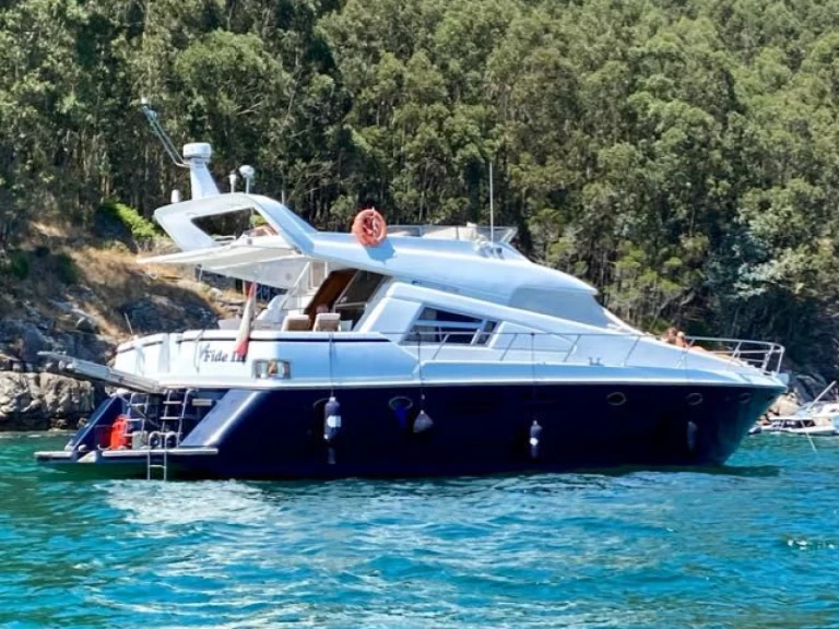 Johnson Johnson 56 a louer à Vigo