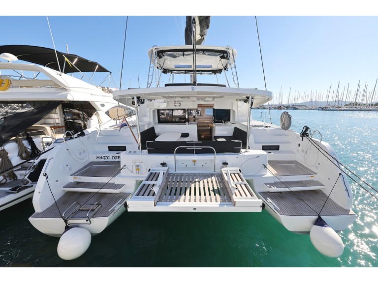 Location Catamaran Lagoon avec permis