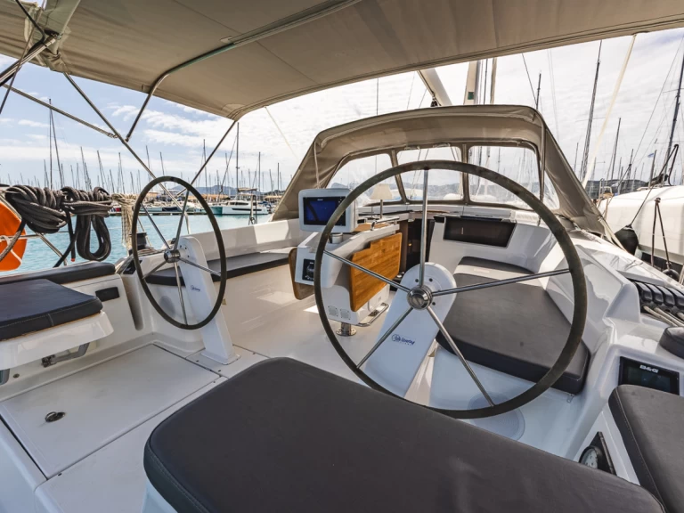 Location Voilier à Lefkáda - Hanse Hanse 418