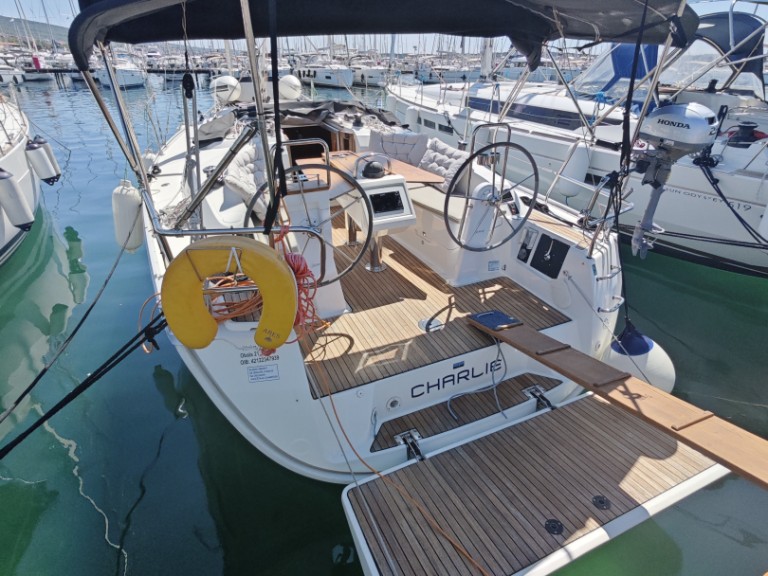 Louez un Bavaria Cruiser 34 à Punat
