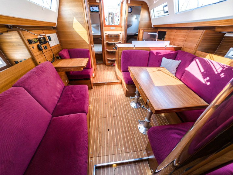 Louez un Elan Impression 40.1 à Punat