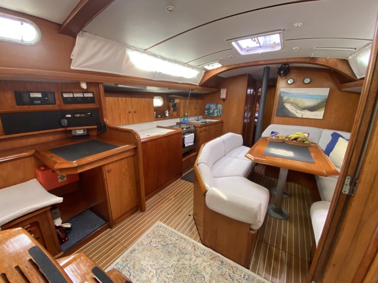Location Voilier à Gouviá - Jeanneau Sun Odyssey 42.2