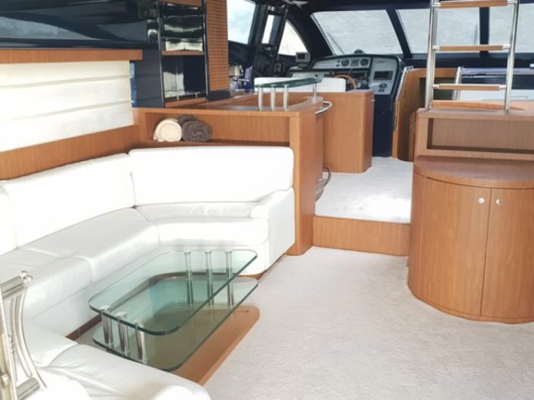Location Yacht à Novigrad - Riva Riva Dolcevita 70 Super - 3 + 1 cab.