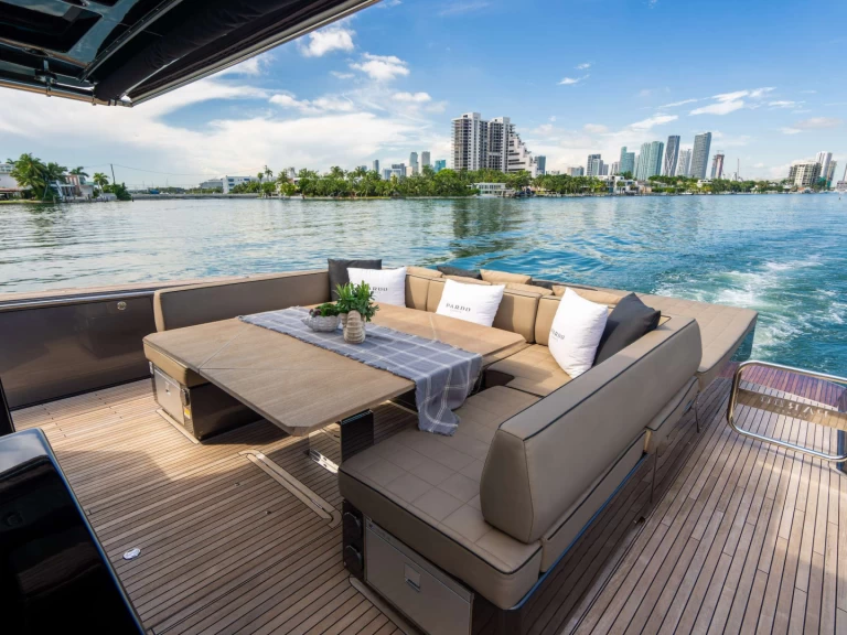 Location à Miami - Pardo Yachts FULL POP sur SamBoat