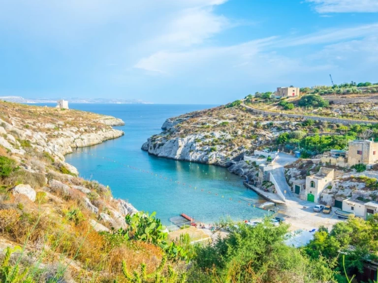 Location bateau Sliema pas cher Nirues cl620