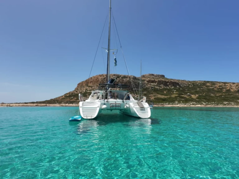 Catamaran à louer à Kíssamos au meilleur prix
