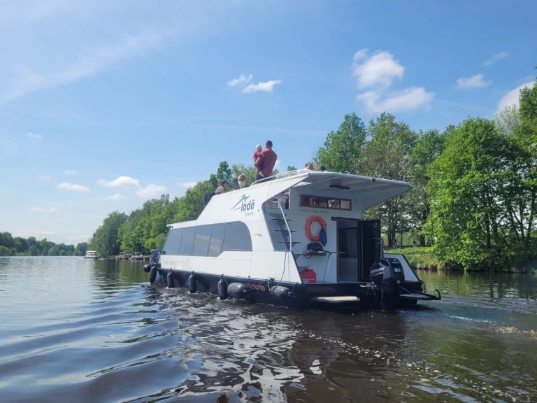 Louer Bateau à moteur avec ou sans skipper Traweller à České Vrbné