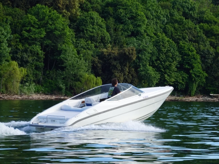 Louez un Cranchi Start 21 à Stresa