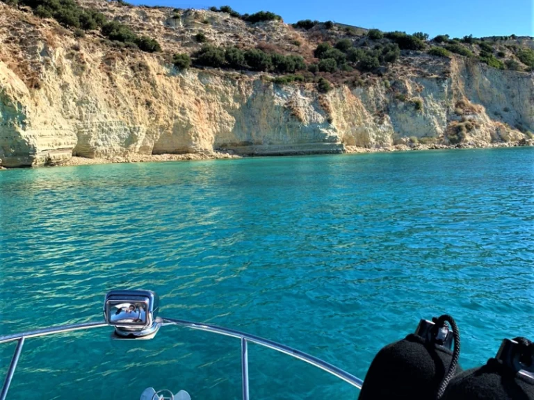 Location bateau Rethymno pas cher Crownline 250 CR