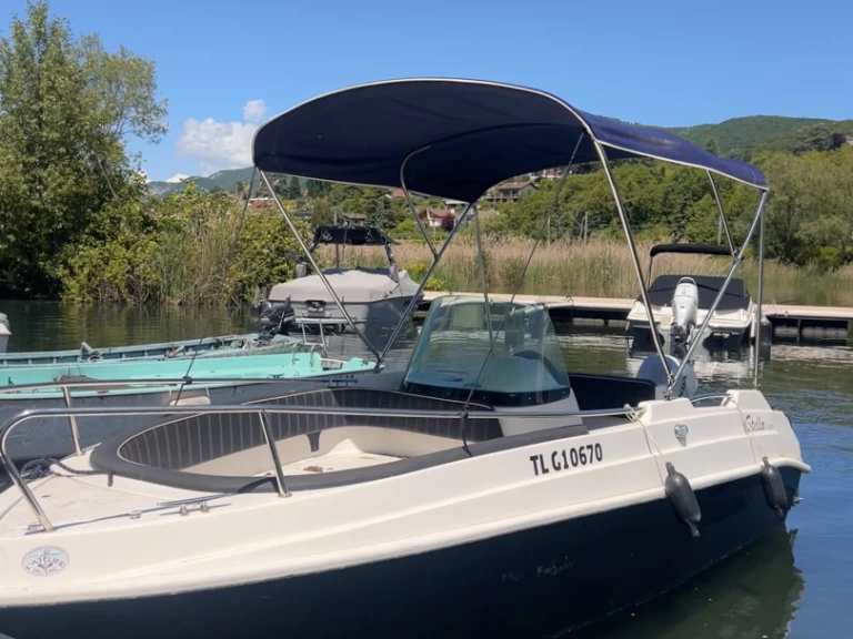 Location à Aix-les-Bains - STELLA BOATS STELLA 26 sur SamBoat