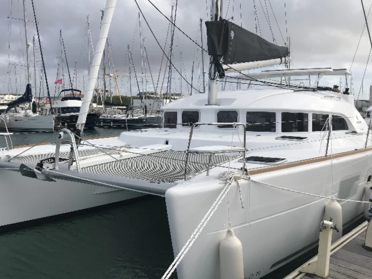 Bénéteau Lagoon 380 a louer à Pointe-à-Pitre