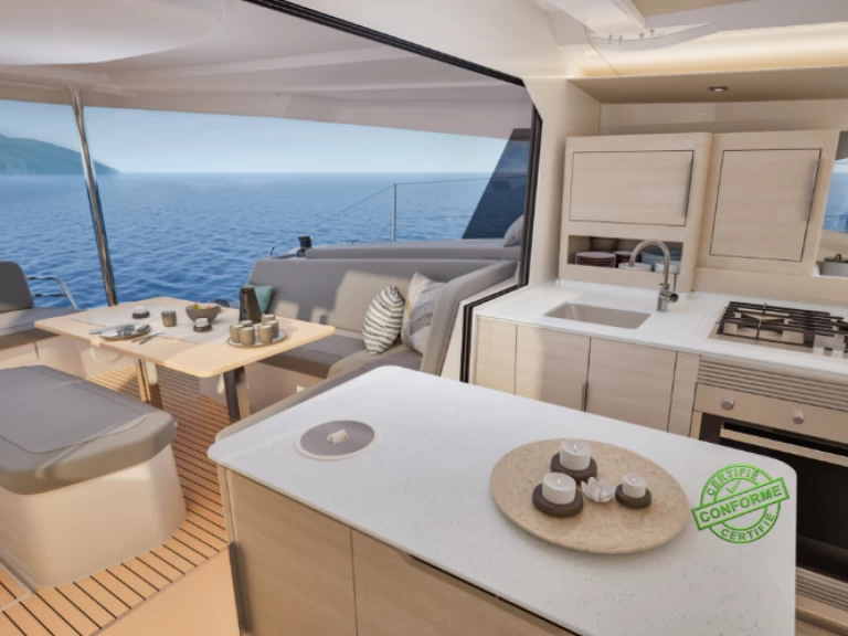 Location Catamaran à Le Marin - Fountaine Pajot FP 44