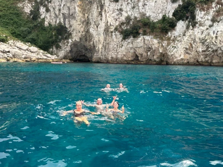 Teorema 20 Open 6 mt a louer à Castellammare di Stabia