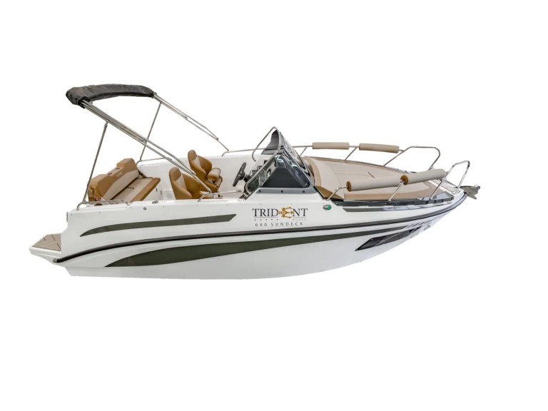 Location Bateau à moteur à Sant Antoni de Portmany - trident 640 SUNDECK