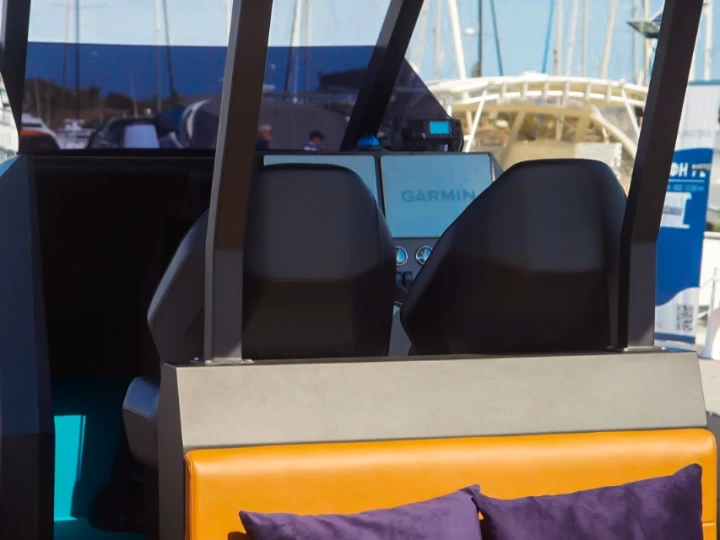 Location Semi-rigide à Ornós - Nautireef NR12