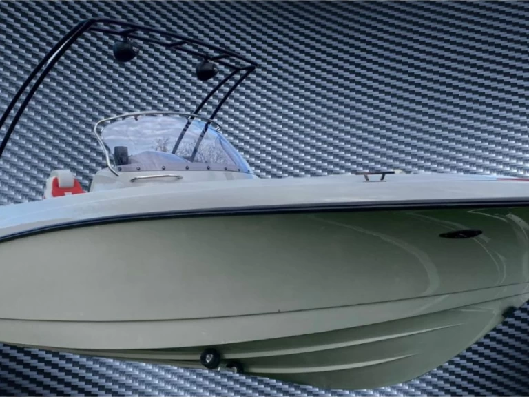 FEMIS AQUA 620 SPORT a louer à Port de Pollença