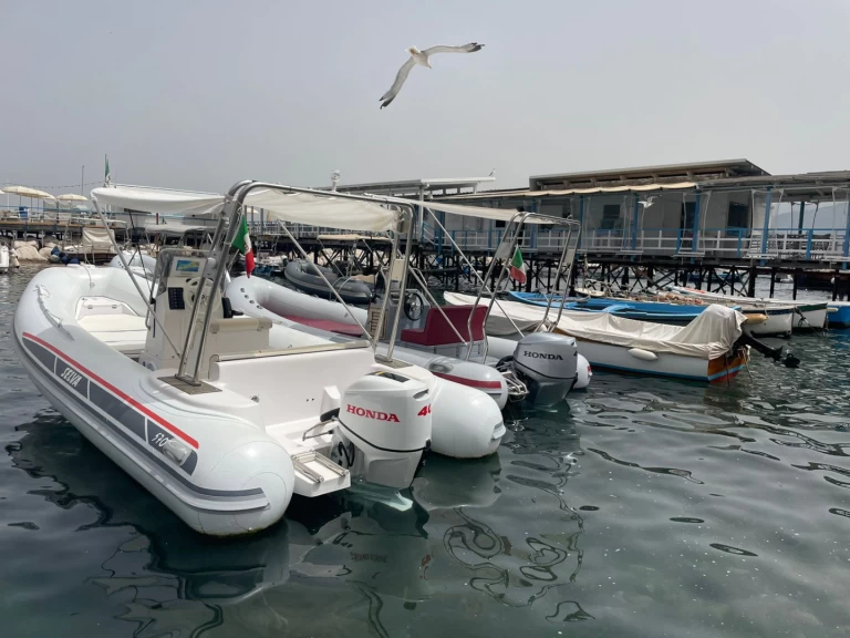 Location Semi-rigide Selva avec permis