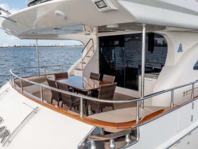 Location Yacht à Miami - Azimut Azimut 90