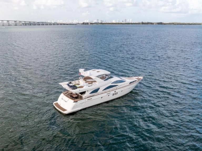 Location Yacht à Miami - Azimut Azimut 90