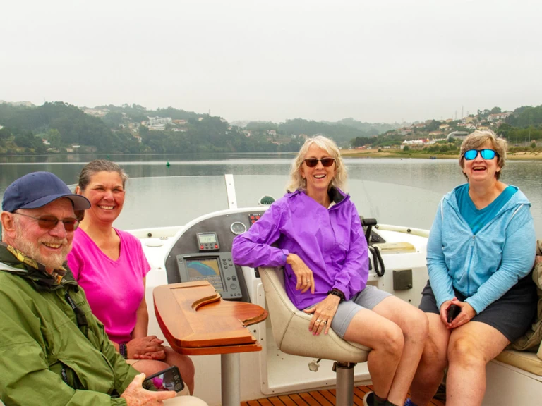 Location Bateau à moteur Exclusive Private Boat Tour with The Last		 avec permis