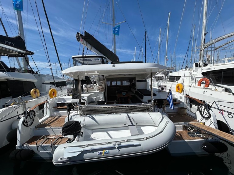 Location bateau Lagoon Lagoon 43  à Athènes sur Samboat