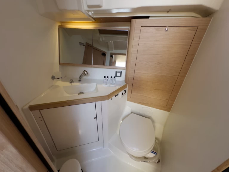 Location bateau Bénéteau Oceanis 46.1 à Álimos sur Samboat